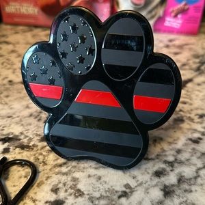 Dog Paw Foot Metal Hitch Cover with Anti-Rattle Pin Bolt (Fits 2" Receiver)